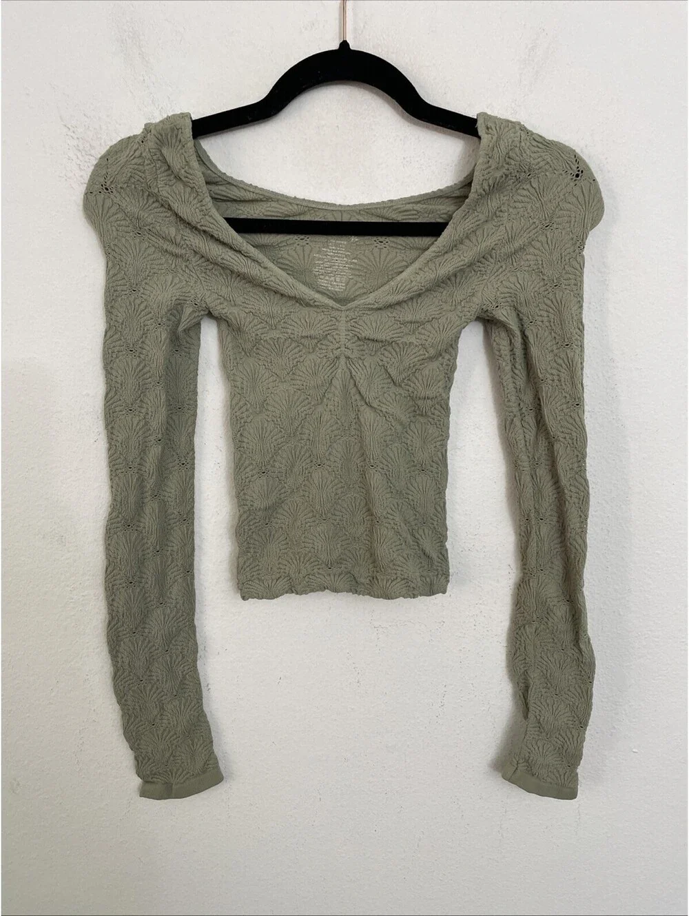 Free People Intimately  Green Cropped Long Sleeve Top Size M/L New